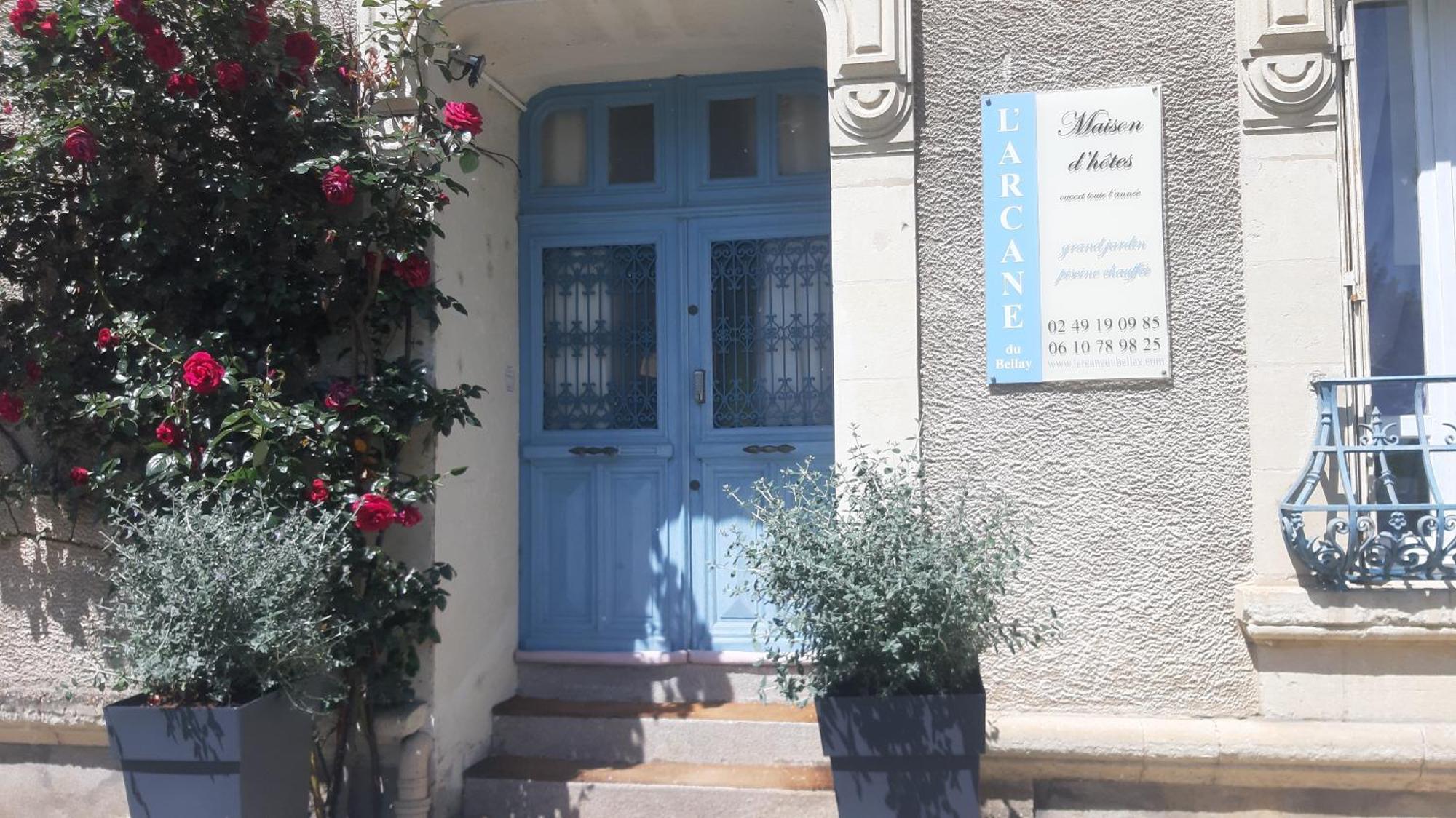 L'Arcane Du Bellay Montreuil-Bellay Exterior photo